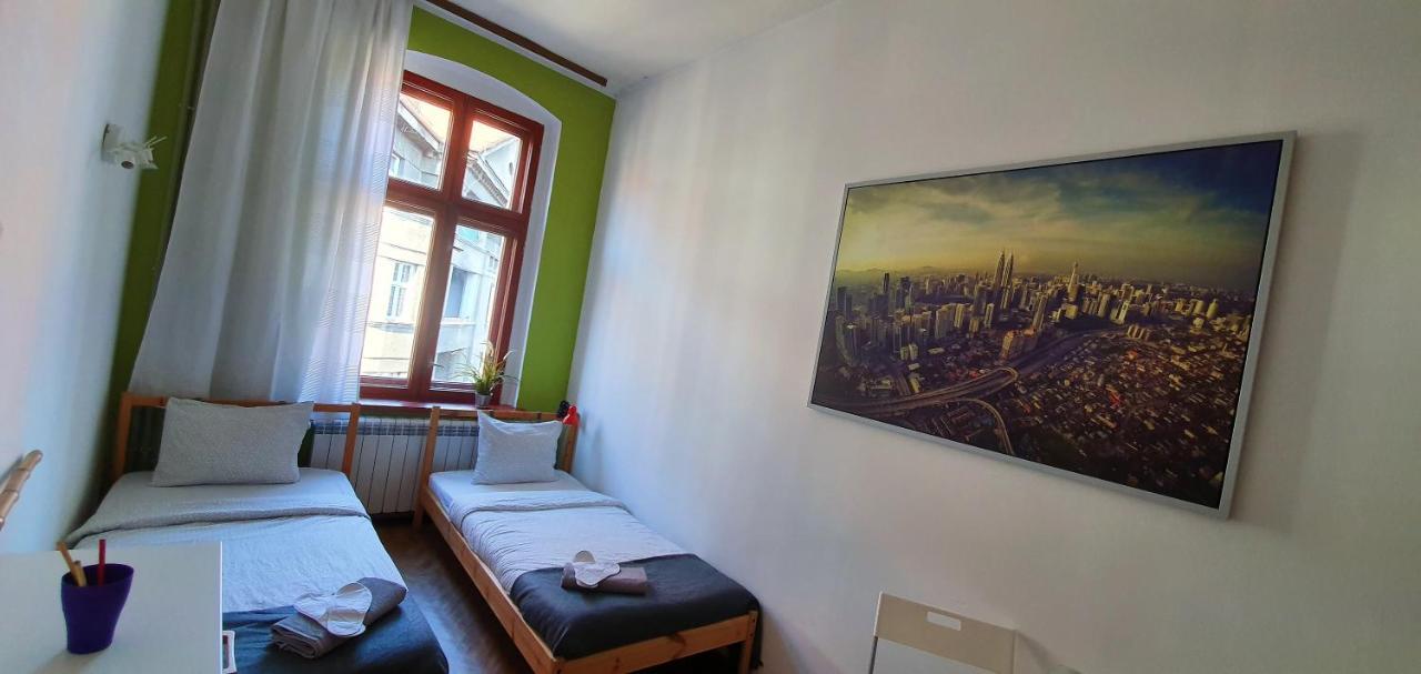 Chopin Street Private Rooms Katowice Exterior photo